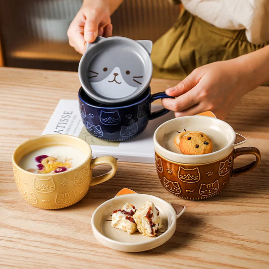 Cute Japanese Cat Coffee Mug with Lid, Perfect Gift